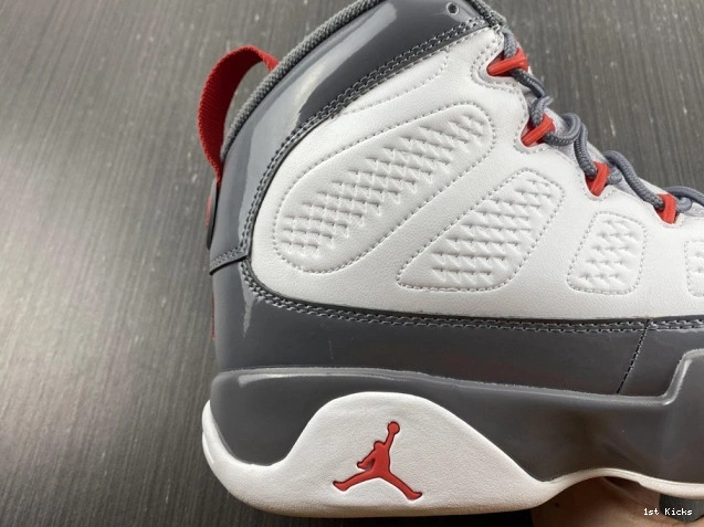 1st Kicks Shoes 9 Jordan CT8019-162 Red Fire Air 0726